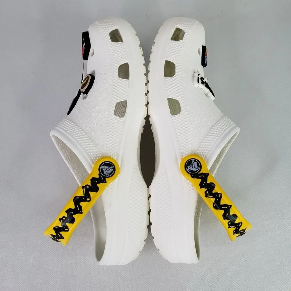 Crocs Unisex Classic Peanuts Charm Clog Charlie Brown Womens 9 White Snoopy